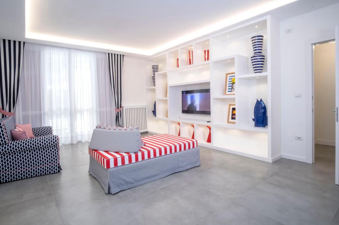 Yourhome - Unica Luxury Apartment Castellammare di Stabia Exterior foto